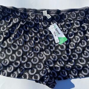 PINK Victoria's Secret Black and White Leaf Print pajama shorts size XL